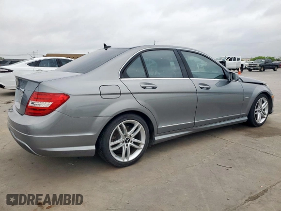 2012 Mercedes-Benz C 250 Sport z VIN WDDGF4HB6CA614646, wystawiony jako Copart lot #50826495 z przebiegiem 114 435 mil mil oraz Szkoda całkowita • Salvage title. Historia ofert i sprzedaży dostępna na DreamBid. Obrazek 3.