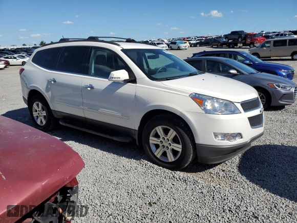 2012 Chevrolet Traverse 1LT z VIN 1GNKVGED0CJ207833, wystawiony jako Copart lot #58083155 z przebiegiem 120 058 mil mil oraz Szkoda całkowita • Salvage title. Historia ofert i sprzedaży dostępna na DreamBid. Obrazek 4.