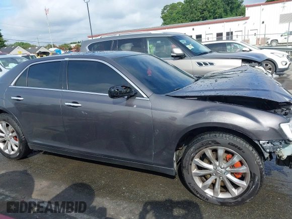 2016 Chrysler 300 with VIN 2C3CCAKG0GH208443, listed as a IAAI auction lot 39896062 with 160,534 mi miles. Bid and sale history available at carsss.com. Image 14.