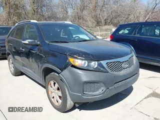 2011 Kia Sorento LX with VIN 5XYKT4A21BG122936, listed as a IAAI auction lot 41700948 with 233,655 mi miles. Bid and sale history available at carsss.com. Image 1.
