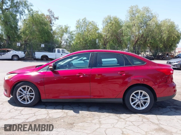 2015 Ford Focus SE с VIN 1FADP3F27FL300543, выставлен на аукционе IAAI как лот 42228251 с пробегом 141 233 миль миль и . История ставок и продаж доступна на DreamBid. Изображение 14.