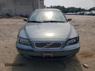 2004 Volvo V70 with VIN YV1SW61T442369211, listed as a Copart auction lot 69354244 with 245,721 mi miles and Clean Title. Bid and sale history available at carsss.com. Image 5.