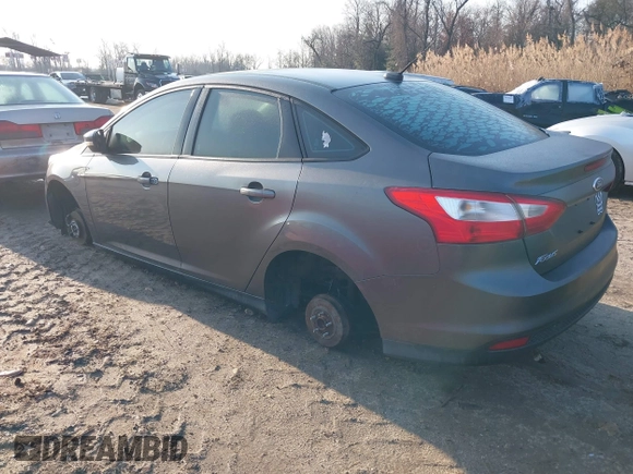 2014 Ford Focus SE with VIN 1FADP3F29EL392642, listed as a IAAI auction lot 41496380 with 101,606 mi miles and . Bid and sale history available at carsss.com. Image 3.