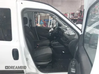 2022 Ram ProMaster City Wagon with VIN ZFBHRFAB8N6Y62014, listed as a IAAI auction lot 41716299 with 35,085 mi miles. Bid and sale history available at carsss.com. Image 5.