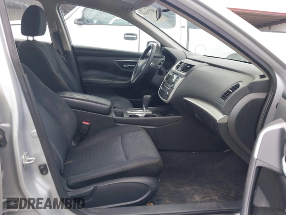 2016 Nissan Altima S z VIN 1N4AL3AP7GN349989, wystawiony jako IAAI lot #42074440 z przebiegiem 123 059 mil mil oraz . Historia ofert i sprzedaży dostępna na DreamBid. Obrazek 5.