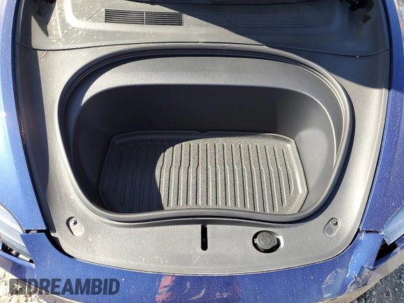 2025 Tesla Model 3 Long Range with VIN 5YJ3E1EA6SF935839, listed as a Copart auction lot 57665785 with 5,996 mi miles and Salvage title. Bid and sale history available at DreamBid. Image 11.