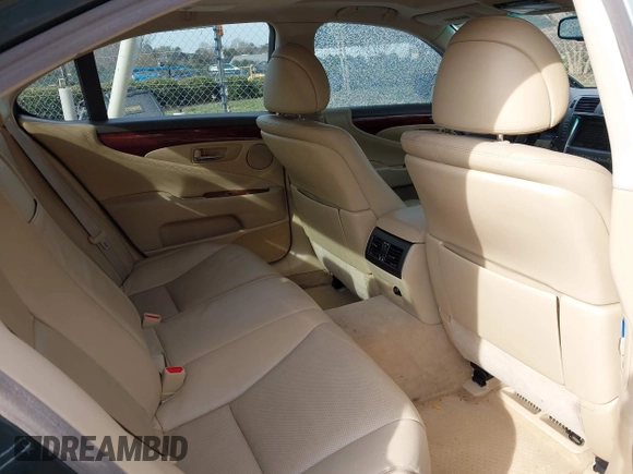 2007 Lexus LS 460 with VIN JTHBL46F975046019, listed as a IAAI auction lot 41774394 with 164,470 mi miles. Bid and sale history available at carsss.com. Image 8.