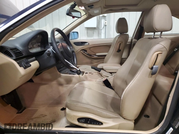 2001 BMW 3 Series 325Ci with VIN WBABN33491JW55177, listed as a Copart auction lot 43685795 with 120,610 mi miles and Salvage Title. Bid and sale history available at carsss.com. Image 7.