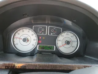 2009 Ford Taurus Limited z VIN 1FAHP25W09G118860, wystawiony jako Copart lot #54604575 z przebiegiem 212 886 mil mil oraz Szkoda całkowita • Salvage title. Historia ofert i sprzedaży dostępna na DreamBid. Obrazek 9.