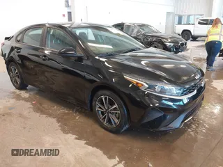 2022 Kia Forte LXS with VIN 3KPF24AD5NE484890, listed as a IAAI auction lot 41006516 with 39,213 mi miles and . Bid and sale history available at DreamBid. Image 1.
