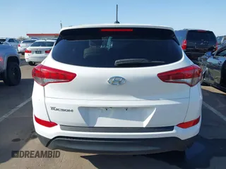 2016 Hyundai Tucson SE z VIN KM8J23A48GU212421, wystawiony jako IAAI lot #42072562 z przebiegiem 63 745 mil mil oraz . Historia ofert i sprzedaży dostępna na DreamBid. Obrazek 16.