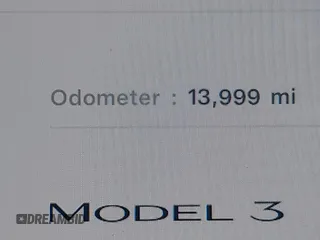 2024 Tesla Model 3 z VIN 5YJ3E1EA6RF747946, wystawiony jako IAAI lot #42042903 z przebiegiem 13 999 mil mil oraz . Historia ofert i sprzedaży dostępna na DreamBid. Obrazek 16.