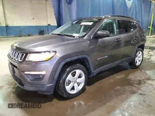 2020 Jeep Compass Latitude with VIN 3C4NJDBB9LT117513, listed as a Copart auction lot 52425945 with 111,824 mi miles and Clean Title. Bid and sale history available at carsss.com. Image 1.