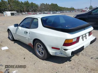 1985 Porsche 944 z VIN WP0AA0949FN455352, wystawiony jako IAAI lot #41841029 z przebiegiem 312 350 mil mil oraz . Historia ofert i sprzedaży dostępna na DreamBid. Obrazek 3.