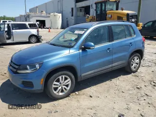 2017 Volkswagen Tiguan S z VIN WVGAV7AX5HK006785, wystawiony jako Copart lot #57508105 z przebiegiem 197 330 mil mil oraz Tytuł czysty. Historia ofert i sprzedaży dostępna na DreamBid. Obrazek 1.
