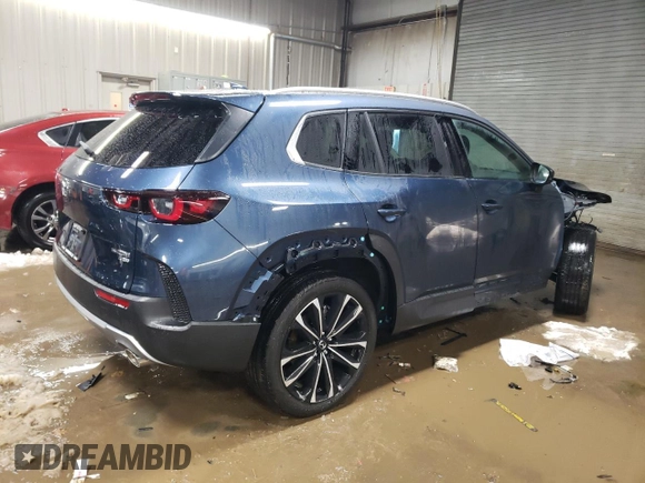 2024 Mazda CX-50 Premium z VIN 7MMVABDY0RN174004, wystawiony jako Copart lot #44727115 z przebiegiem 4 796 mil mil oraz Szkoda całkowita • Salvage title. Historia ofert i sprzedaży dostępna na DreamBid. Obrazek 3.