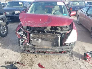 2008 Kia Sedona LX with VIN KNDMB233186264043, listed as a IAAI auction lot 41462661 with 183,763 mi miles. Bid and sale history available at carsss.com. Image 13.