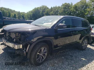 2019 Toyota Highlander SE with VIN 5TDJZRFH3KS583529, listed as a Copart auction lot 61629075 with 66,237 mi miles and Salvage title. Bid and sale history available at DreamBid. Image 1.