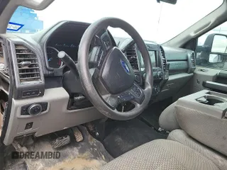 2019 Ford F-250 XL with VIN 1FT7W2BT3KEF53800, listed as a IAAI auction lot 42670822 with 180,316 mi miles and . Bid and sale history available at DreamBid. Image 1.