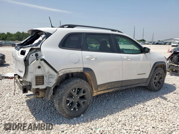 2016 Jeep Cherokee Trailhawk z VIN 1C4PJMBS3GW189266, wystawiony jako Copart lot #56891615 z przebiegiem 94 172 mil mil oraz Szkoda całkowita • Salvage title. Historia ofert i sprzedaży dostępna na DreamBid. Obrazek 3.