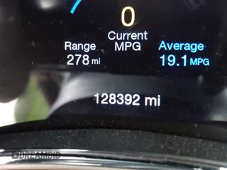 2017 Jeep Grand Cherokee Limited with VIN 1C4RJEBG4HC793440, listed as a IAAI auction lot 42187890 with 128,392 mi miles and . Bid and sale history available at DreamBid. Image 16.