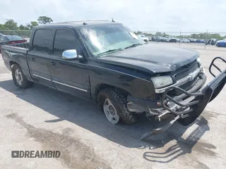 2005 Chevrolet Silverado 1500 LT with VIN 2GCEK13T351266474, listed as a IAAI auction lot 42098149 with 225,667 mi miles and . Bid and sale history available at DreamBid. Image 1.