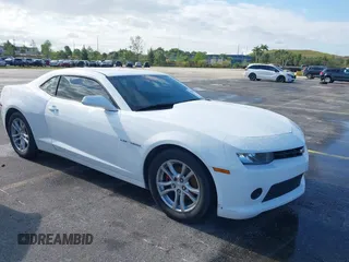 2015 Chevrolet Camaro LS z VIN 2G1FB1E32F9140247, wystawiony jako IAAI lot #42240205 z przebiegiem 196 142 mil mil oraz . Historia ofert i sprzedaży dostępna na DreamBid. Obrazek 1.