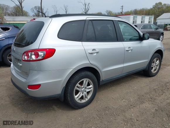 2011 Hyundai Santa Fe GLS with VIN 5XYZGDAB6BG005906, listed as a IAAI auction lot 41959747 with 101,577 mi miles. Bid and sale history available at carsss.com. Image 4.