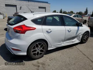 2016 Ford Focus SE with VIN 1FADP3K24GL225565, listed as a Copart auction lot 54949705 with 124,532 mi miles and Salvage Title. Bid and sale history available at carsss.com. Image 3.