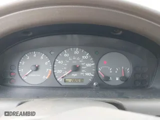 2002 Mazda 626 LX with VIN 1YVGF22DX25263864, listed as a IAAI auction lot 41846129 with 282,516 mi miles. Bid and sale history available at carsss.com. Image 7.