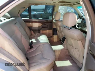 1995 Mercedes-Benz S 320 z VIN WDBGA33E5SA282877, wystawiony jako Copart lot #56253725 z przebiegiem Nie podano mil oraz Szkody całkowita. Historia ofert i sprzedaży dostępna na DreamBid. Obrazek 10.