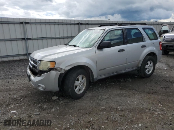 2008 Ford Escape XLS z VIN 1FMCU02Z88KB09430, wystawiony jako Copart lot #58158645 z przebiegiem 216 763 mil mil oraz Czysty tytuł • Clean title. Historia ofert i sprzedaży dostępna na DreamBid. Obrazek 1.
