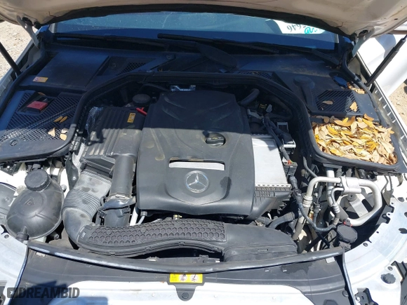 2015 Mercedes-Benz C-Class C 300 with VIN 55SWF4JB2FU089272, listed as a IAAI auction lot 42025646 with 164,358 mi miles. Bid and sale history available at carsss.com. Image 10.