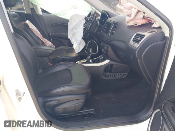 2019 Jeep Compass Altitude with VIN 3C4NJCBB3KT676807, listed as a IAAI auction lot 42595932 with 104,505 mi miles and . Bid and sale history available at DreamBid. Image 5.