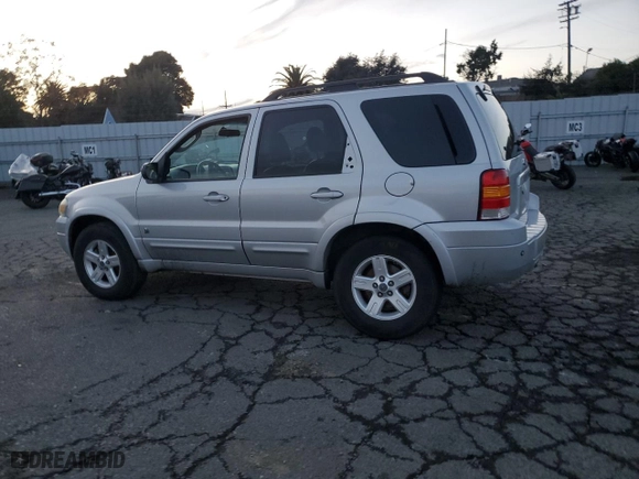 2007 Ford Escape Hybrid with VIN 1FMCU59H87KA41249, listed as a Copart auction lot 82440384 with 335,535 mi miles and Salvage Title. Bid and sale history available at carsss.com. Image 2.