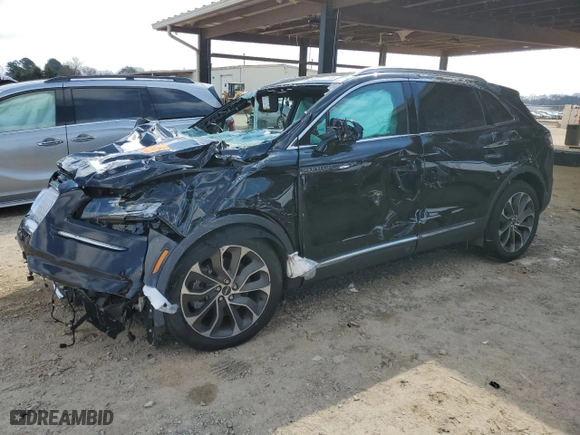 2022 Lincoln Nautilus Reserve with VIN 2LMPJ8KP1NBL18252, listed as a Copart auction lot 45697175 with 0 mi miles and Salvage Title. Bid and sale history available at carsss.com. Image 1.