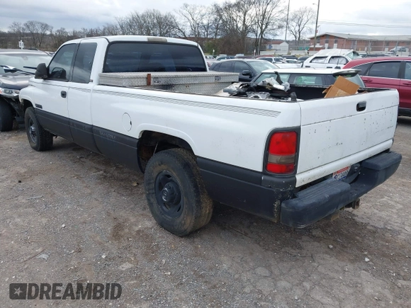 1996 Dodge Ram 2500 with VIN 3B7KC23CXTM147915, listed as a IAAI auction lot 41236310 with 211,518 mi miles. Bid and sale history available at carsss.com. Image 3.