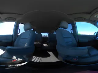 2017 Toyota Sienna XLE Auto Access Seat with VIN 5TDYZ3DC0HS833692, listed as a IAAI auction lot 41810308 with 112,806 mi miles. Bid and sale history available at carsss.com. Image 18.