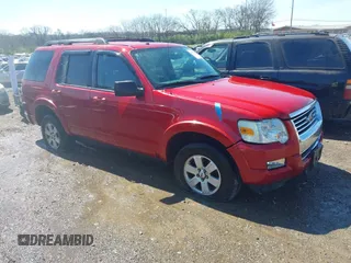 2009 Ford Explorer XLT z VIN 1FMEU63E29UA35032, wystawiony jako IAAI lot #41856170 z przebiegiem 244 433 mil mil oraz . Historia ofert i sprzedaży dostępna na DreamBid. Obrazek 1.