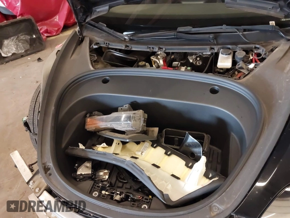 2022 Tesla Model 3 with VIN 5YJ3E1EA4NF187113, listed as a IAAI auction lot 41712331 with 81,879 mi miles and . Bid and sale history available at DreamBid. Image 10.