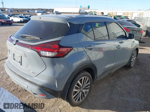 2021 Nissan Kicks SV with VIN 3N1CP5CV5ML508201, listed as a IAAI auction lot 41724301 with 37,522 mi miles. Bid and sale history available at carsss.com. Image 4.