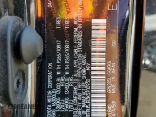 2019 Toyota 4Runner SR5 z VIN JTEBU5JR3K5700930, wystawiony jako Copart lot #61685775 z przebiegiem 67 194 mil mil oraz Szkoda całkowita • Salvage title. Historia ofert i sprzedaży dostępna na DreamBid. Obrazek 14.