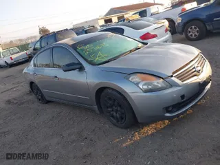 2009 Nissan Altima 2.5 SL with VIN 1N4AL21E89N492445, listed as a IAAI auction lot 41793697 with 999,999 mi miles. Bid and sale history available at carsss.com. Image 1.