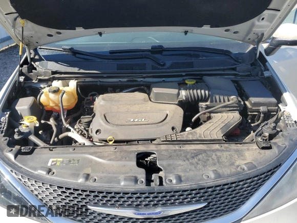 2017 Chrysler Pacifica Touring with VIN 2C4RC1DG9HR722869, listed as a Copart auction lot 58184695 with 221,698 mi miles and Salvage title. Bid and sale history available at DreamBid. Image 12.