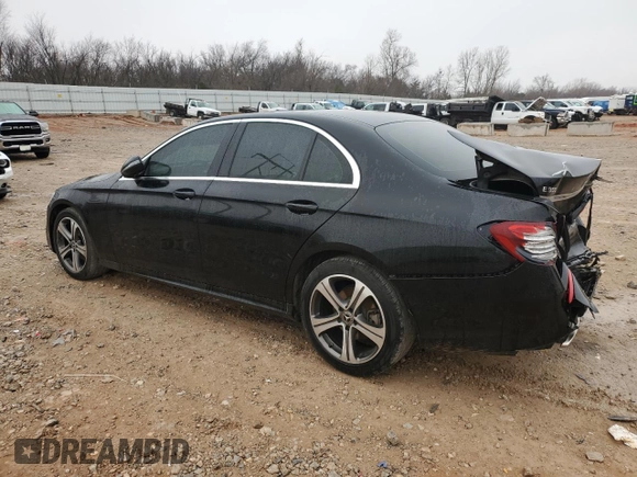 2019 Mercedes-Benz E 300 z VIN WDDZF4JB4KA574519, wystawiony jako Copart lot #42816585 z przebiegiem 75 607 mil mil oraz Szkoda całkowita • Salvage title. Historia ofert i sprzedaży dostępna na DreamBid. Obrazek 2.