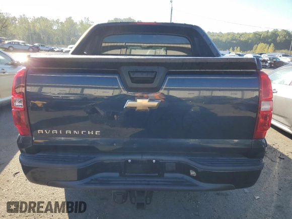2008 Chevrolet Avalanche LT w/1LT with VIN 3GNEC12JX8G124431, listed as a Copart auction lot 73767814 with 0 mi miles and Non Repairable. Bid and sale history available at carsss.com. Image 6.