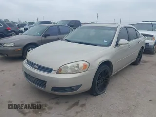 2008 Chevrolet Impala LTZ with VIN 2G1WU583689258236, listed as a IAAI auction lot 41926064 with 202,790 mi miles and . Bid and sale history available at DreamBid. Image 2.