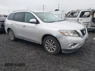 2015 Nissan Pathfinder SV z VIN 5N1AR2MN9FC703255, wystawiony jako IAAI lot #41060972 z przebiegiem 116 226 mil mil oraz . Historia ofert i sprzedaży dostępna na DreamBid. Obrazek 1.