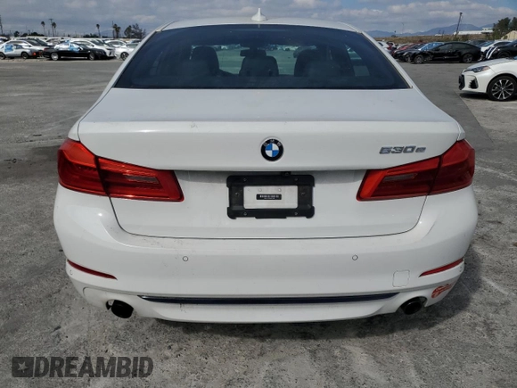 2018 BMW 5 Series 530e with VIN WBAJA9C52JB249643, listed as a Copart auction lot 43581825 with 91,561 mi miles and Salvage title. Bid and sale history available at DreamBid. Image 6.