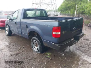 2005 Ford F-150 XL with VIN 1FTRF14W95NB35689, listed as a IAAI auction lot 42289586 with 287,199 mi miles and . Bid and sale history available at DreamBid. Image 3.